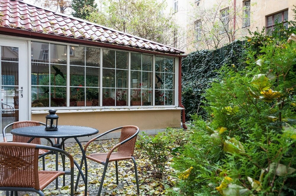 Фото Hotel Mala Strana