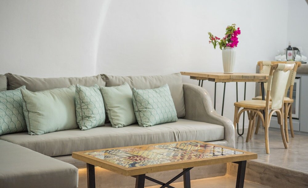 Фото Aqua Serenity Luxury Suites - Adults Only