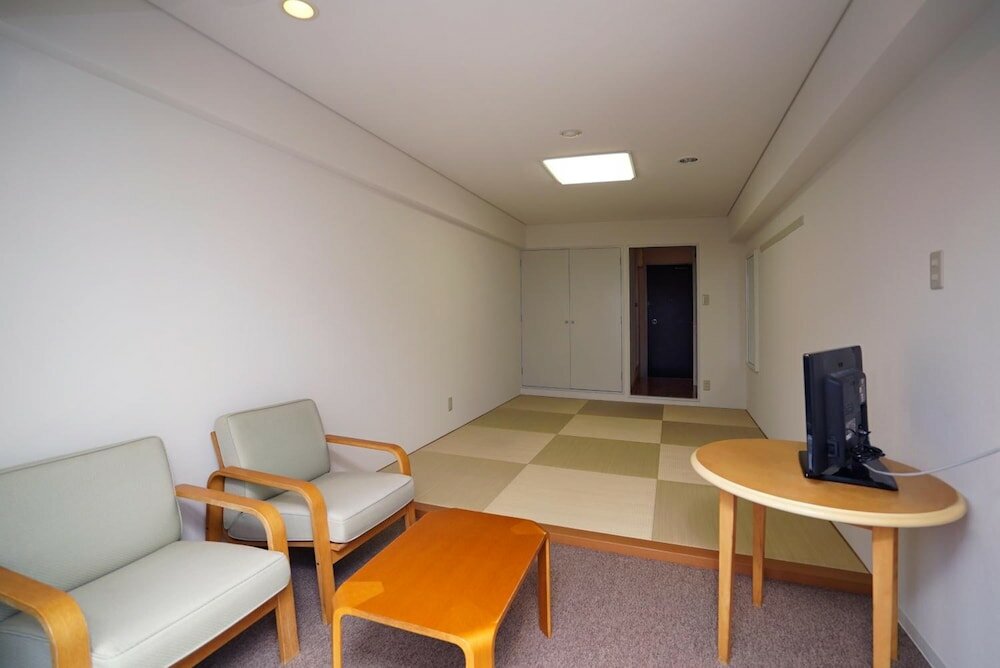 Фото Tobi Hostel and Apartments