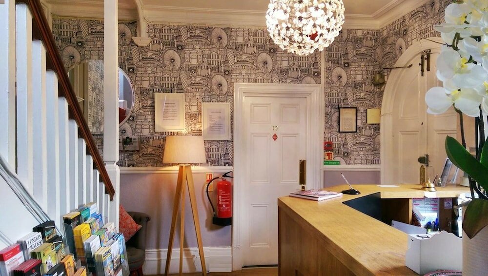 Фото Glendevon House Hotel