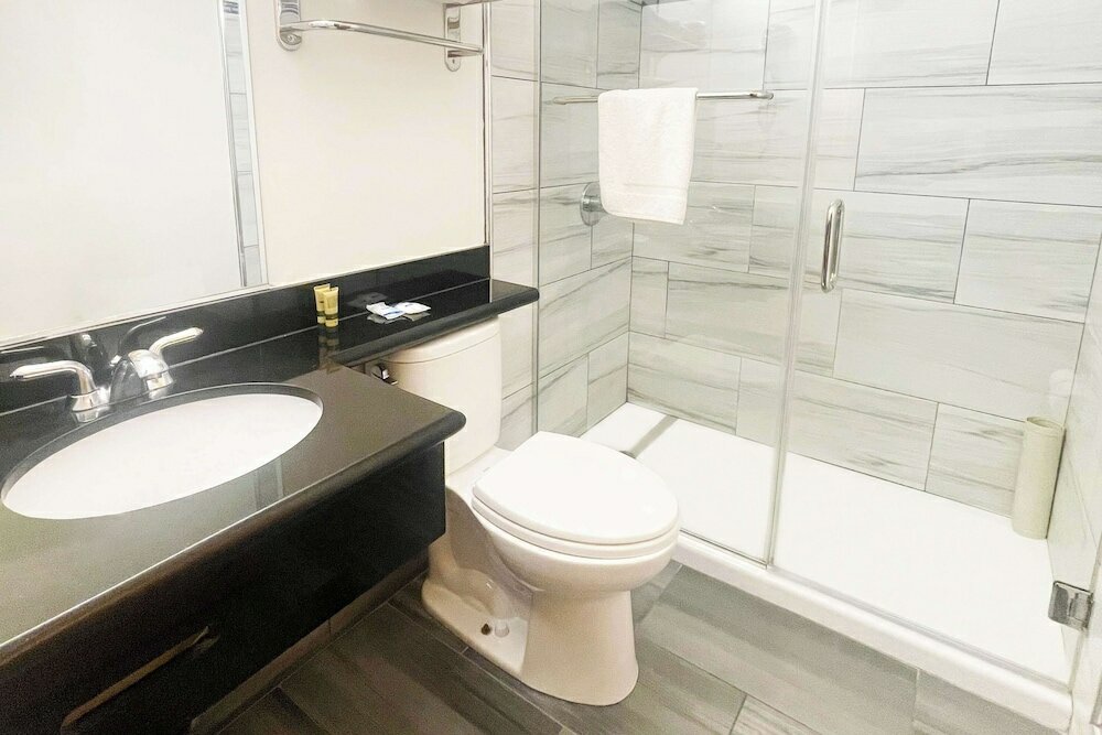 Фото Rodeway Inn Civic Center