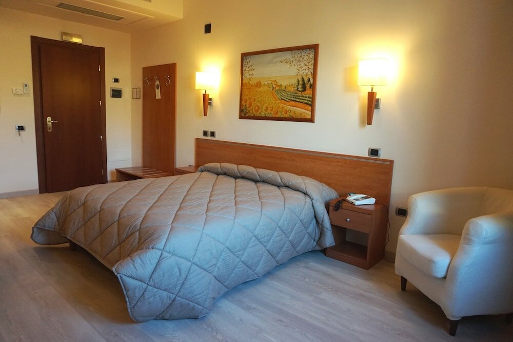 Фото Bel Sito Hotel Le Due Torri