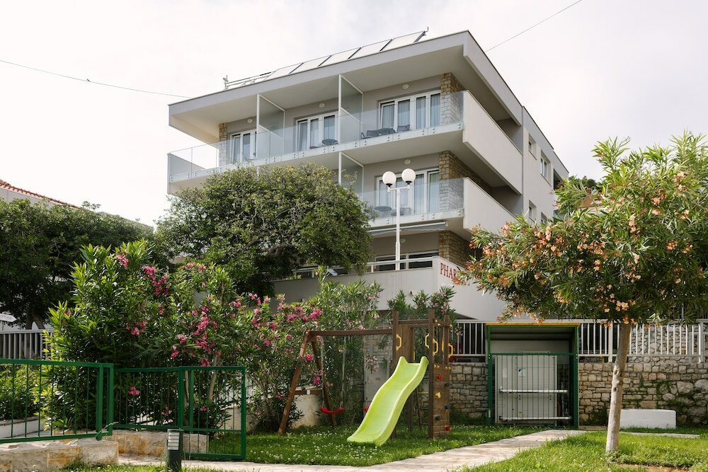 Фото Апарт-отель Pharia