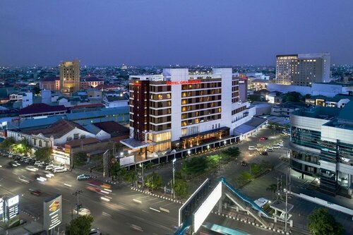 Внешний вид отеля Grandhika Hotel Semarang в Семаранге, фото 1