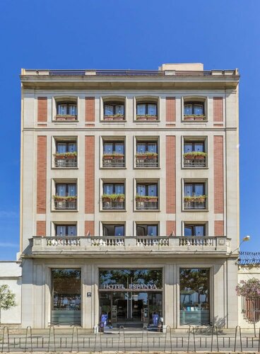 Внешний вид отеля Espanya - 30º hotels в Калелье, фото 1