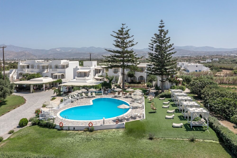 Фото Birikos Hotel & Suites