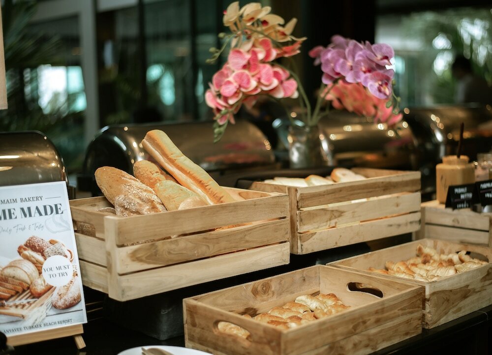 Фото Anyavee Tubkaek Beach Resort