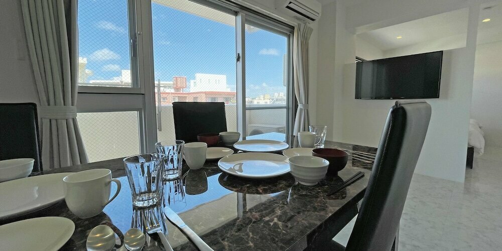 Hotel G-ratis Omoromachi, Naha, photo