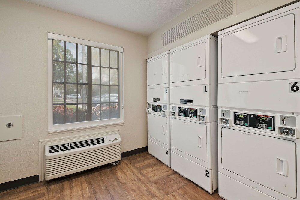 Фото Extended Stay America - Miami - Airport - Blue Lagoon