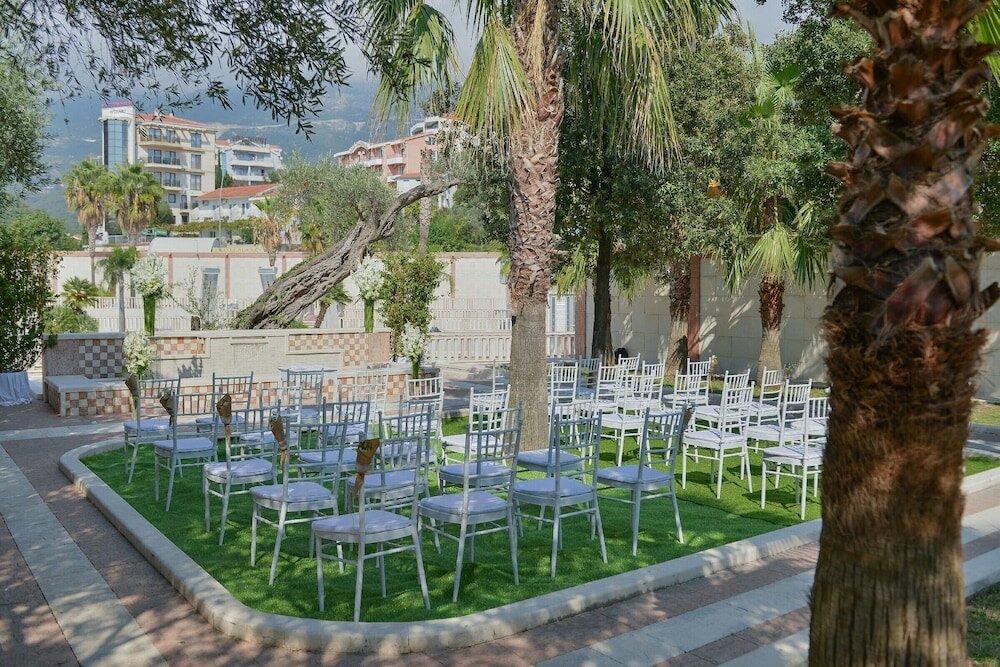 Фото Mediteran Hotel & Resort