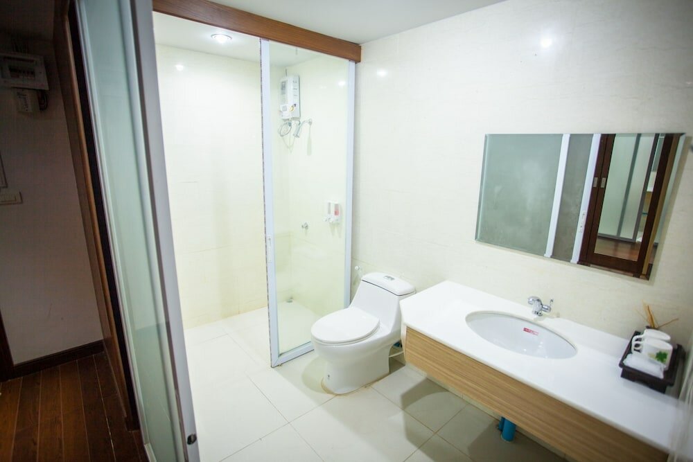 Фото Nh Elegant Hotel