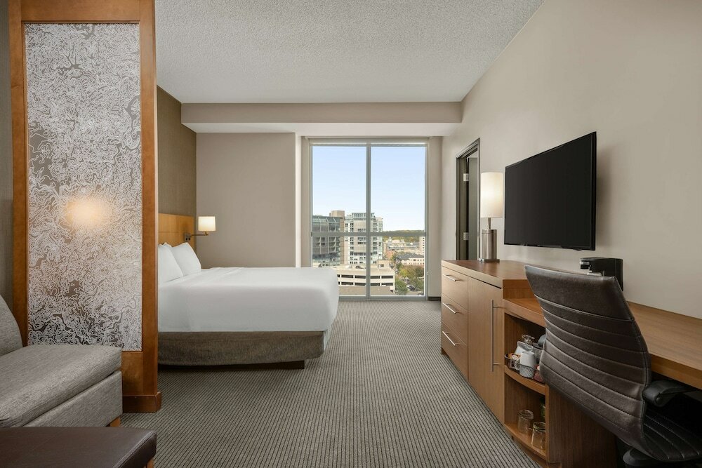 Фото Hyatt Place Iowa City Downtown