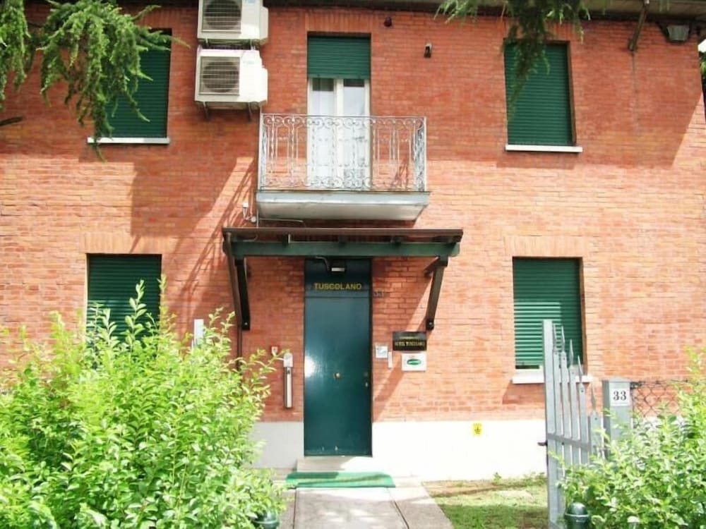 Фото Hotel Tuscolano