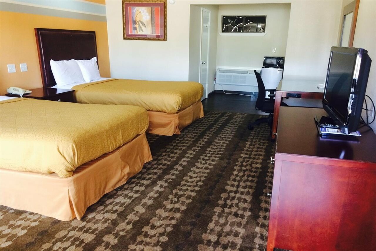 Фото Texarkana Inn