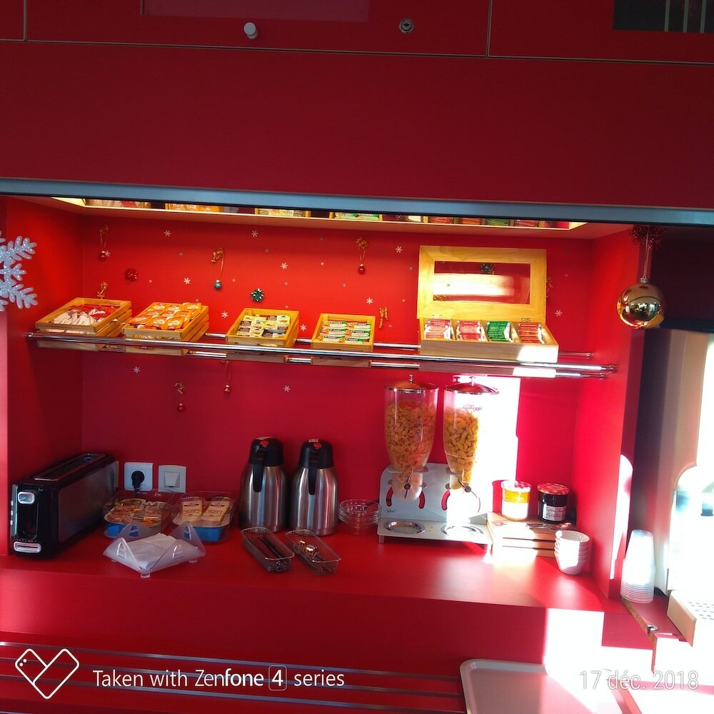 Фото hotelF1 Marseille East La Valentine