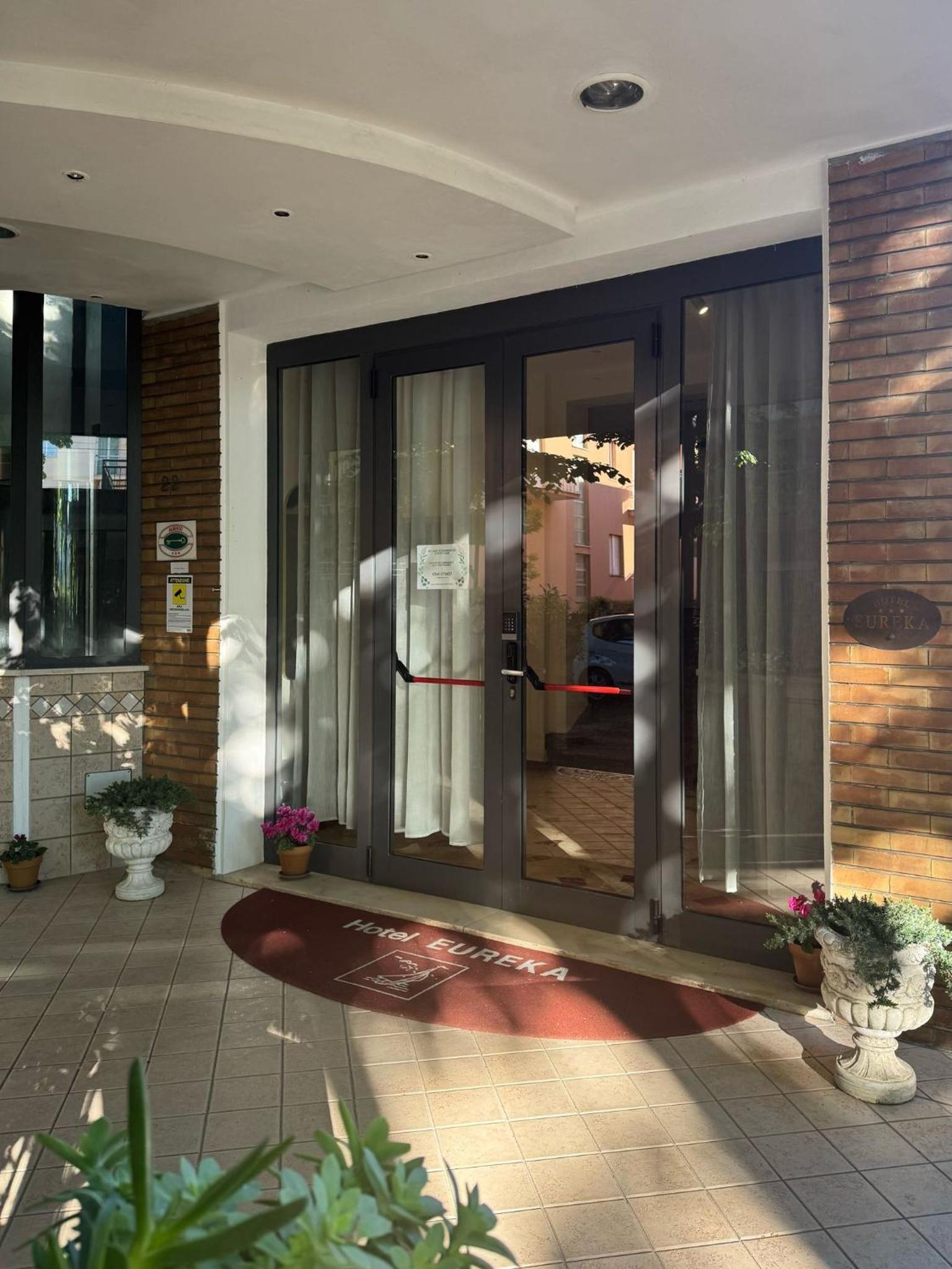 Фото Hotel Eureka