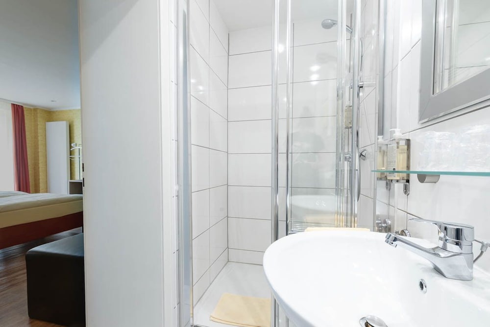 Фото Hotel Kurfürstenhof