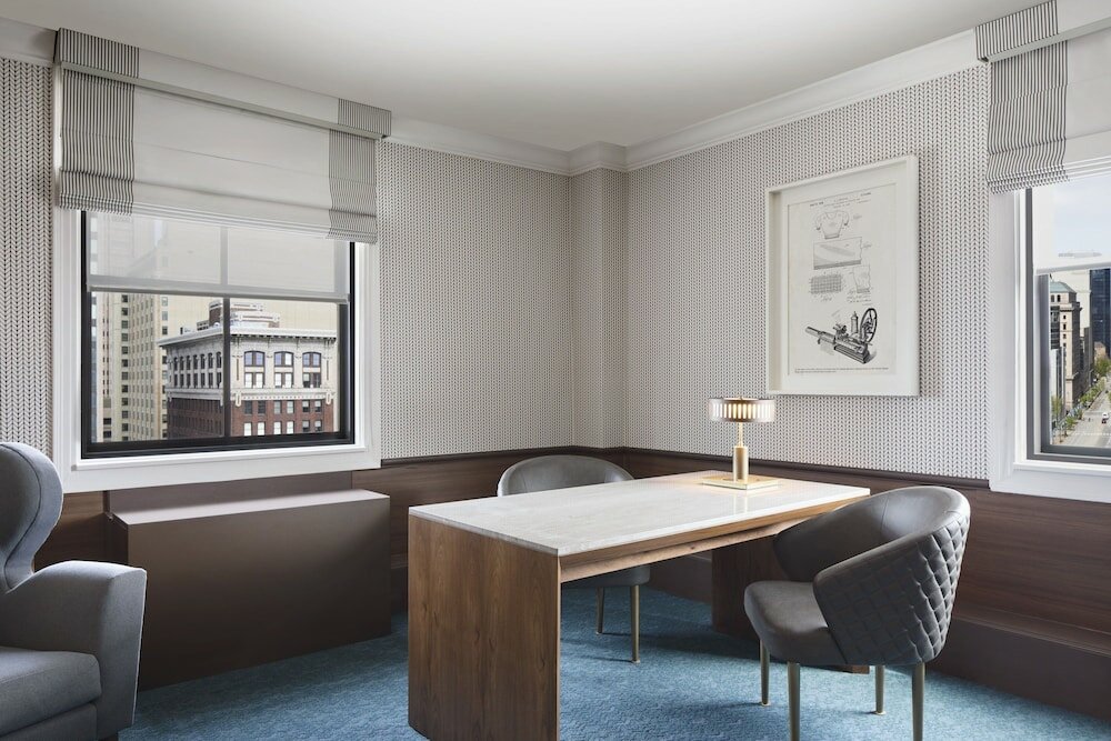 Фото Renaissance Cleveland Hotel