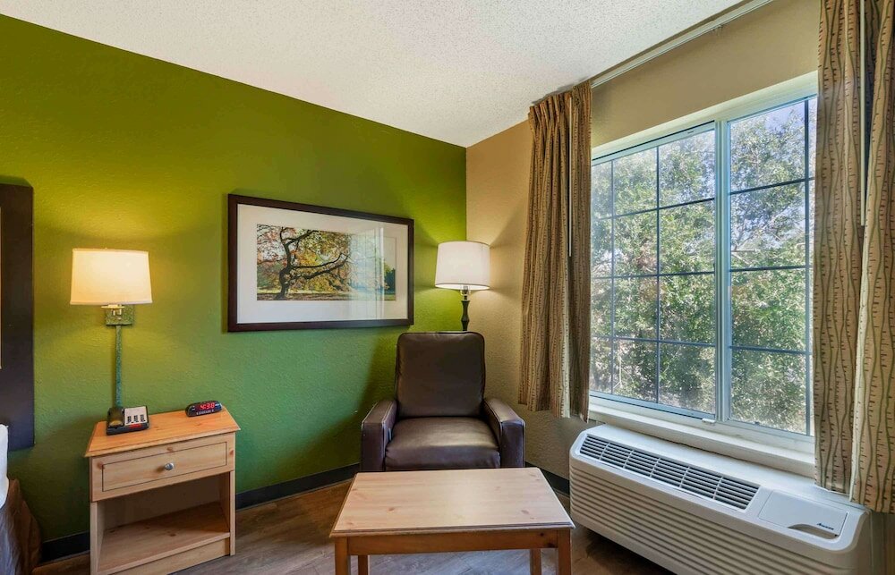 Фото Extended Stay America Suites Clearwater Carillon Park