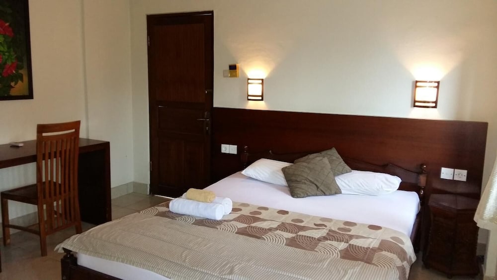 Фото Desak Putu Putra Homestay