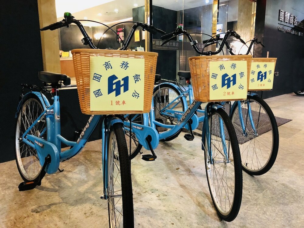 Фото Country Garden Hotel