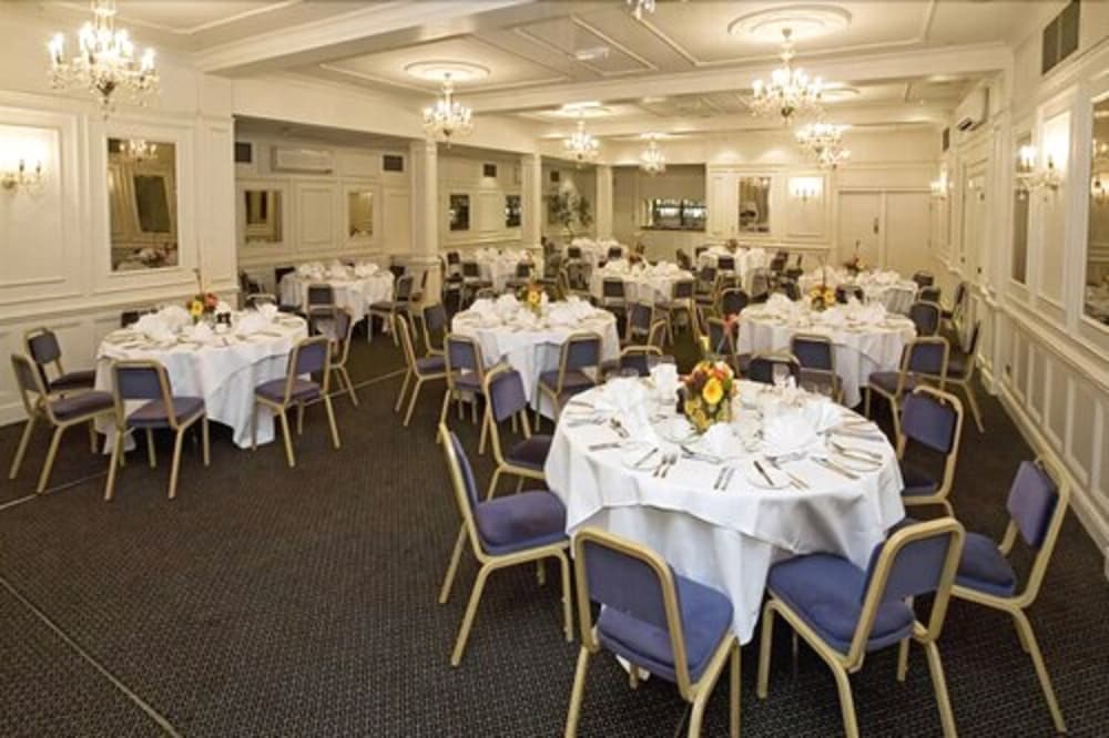 Фото County Hotel Chelmsford