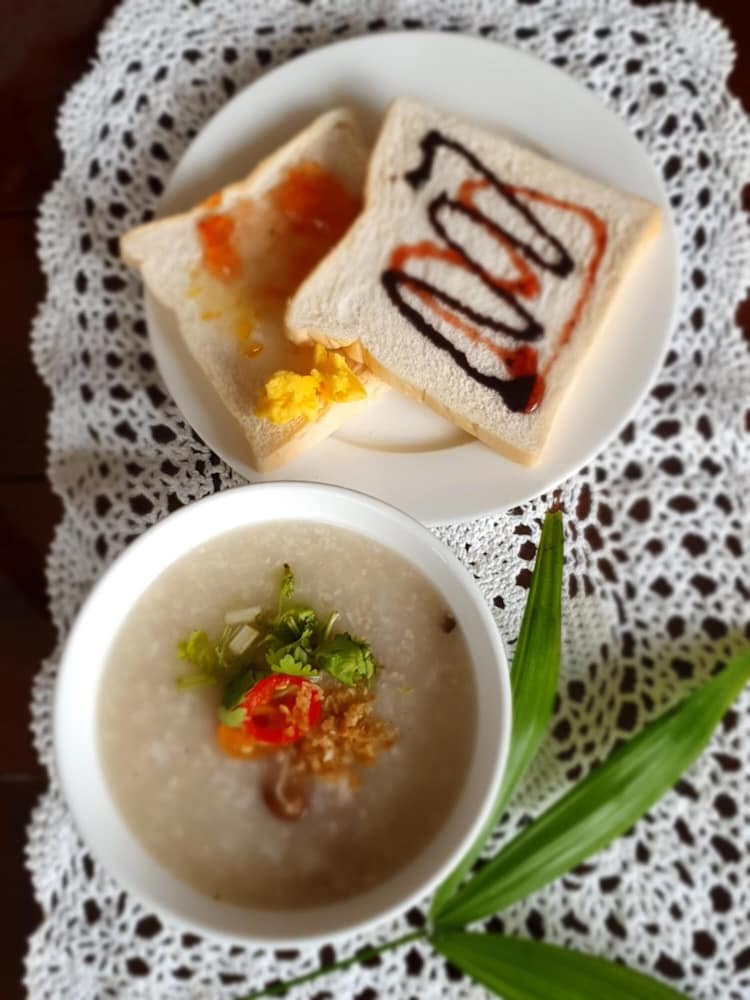 Фото Ritzy House Hotel