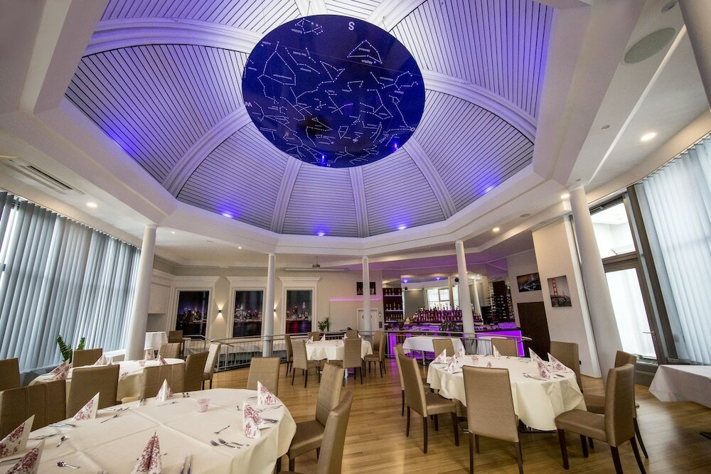 Фото Hotel Am Schloss Aurich Schlossresidenz