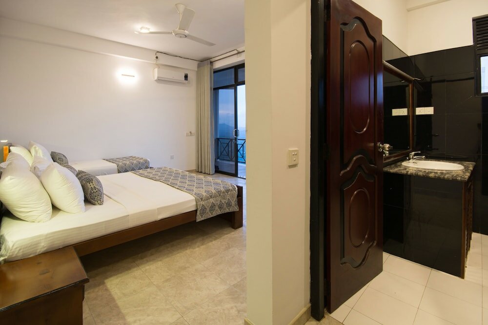 Фото Ceyloni Panorama Resort