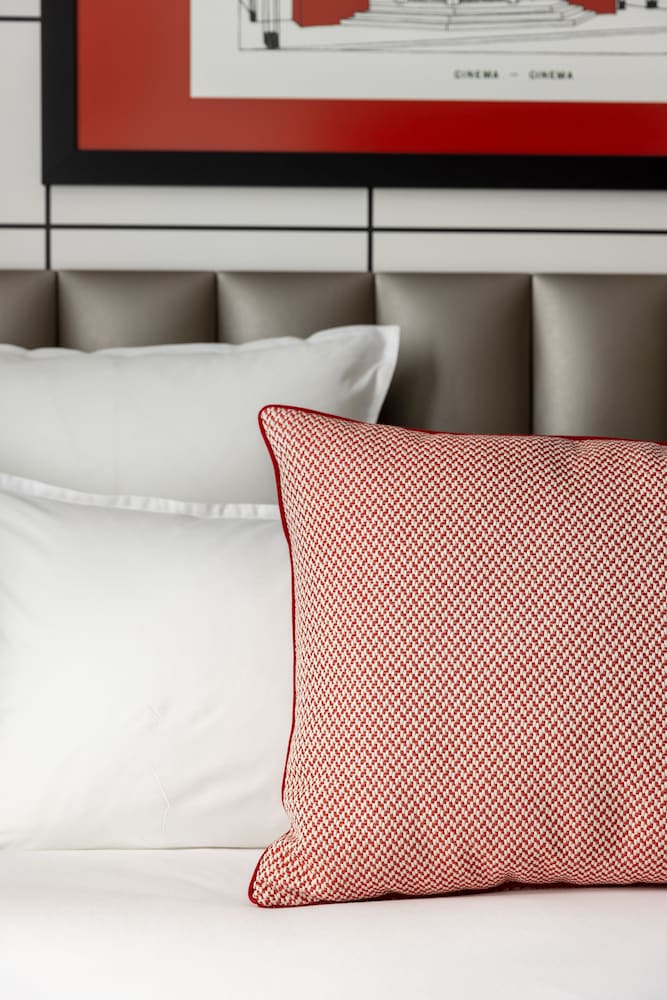 Фото Hôtel Moderniste