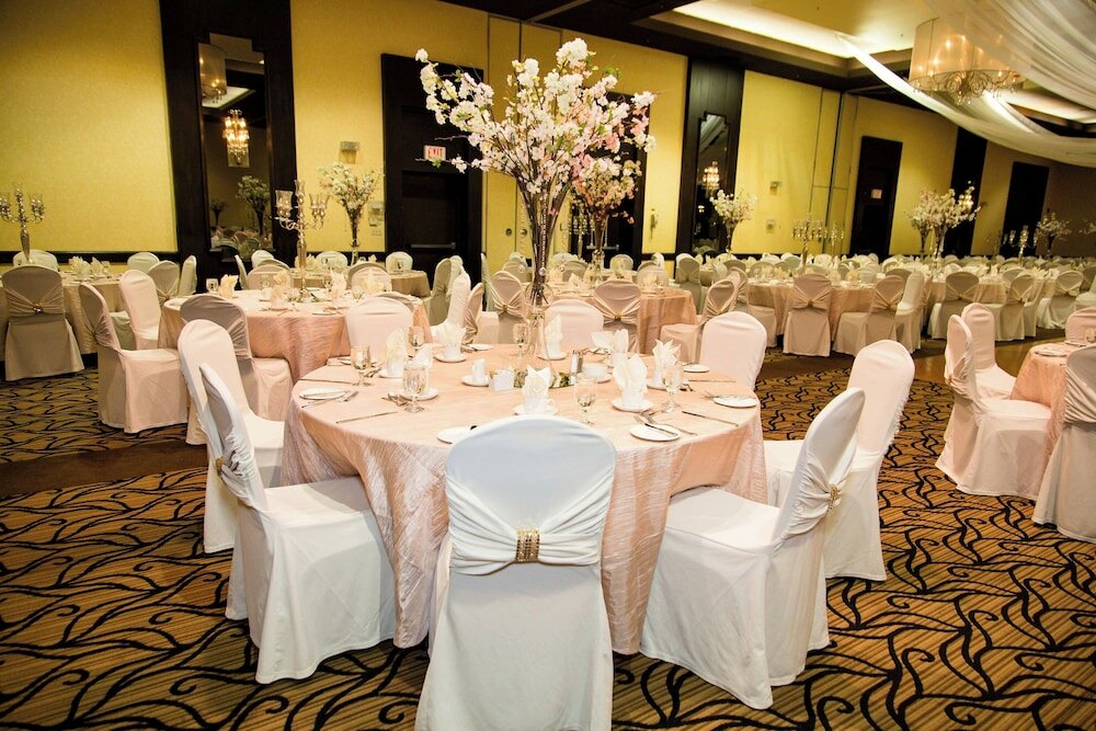 Фото Four Points by Sheraton London