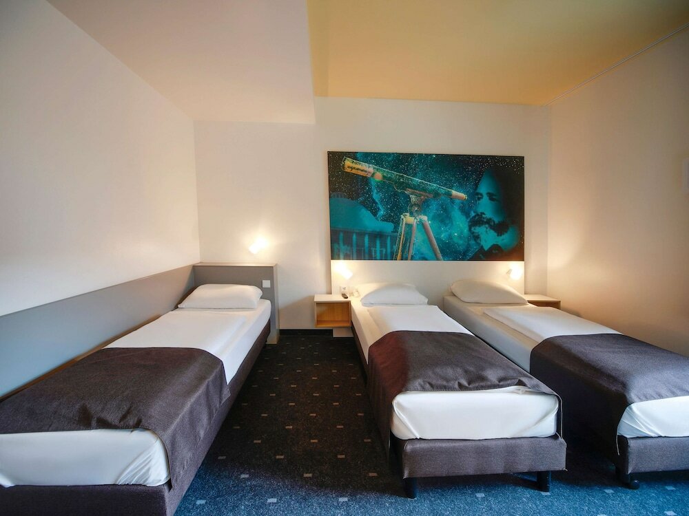 Фото B&b Hotel Jena