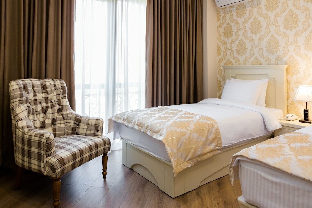 Фото Отель Orchid