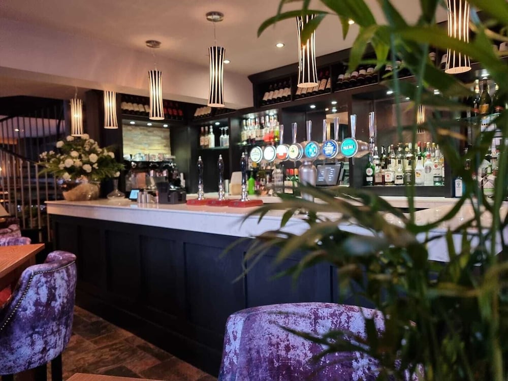 Фото The Lion Hotel