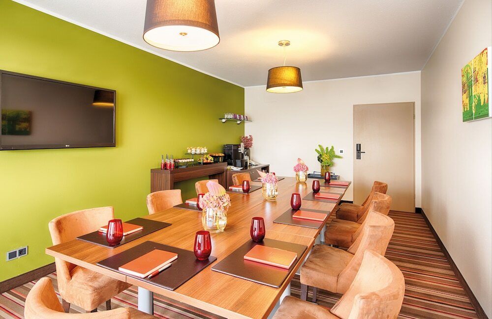 Фото Leonardo Hotel & Residenz München