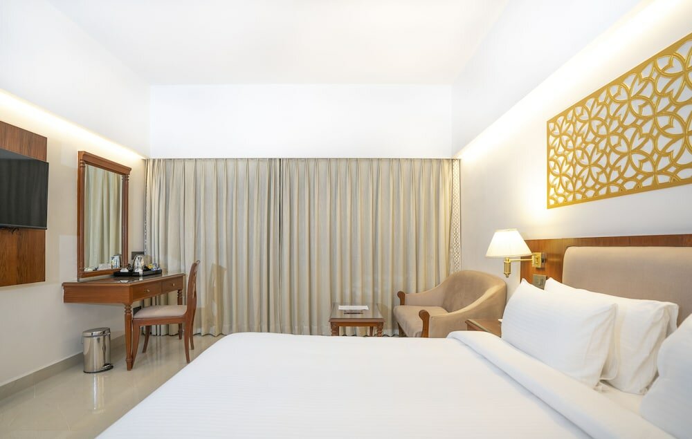 Фото Ambica Empire