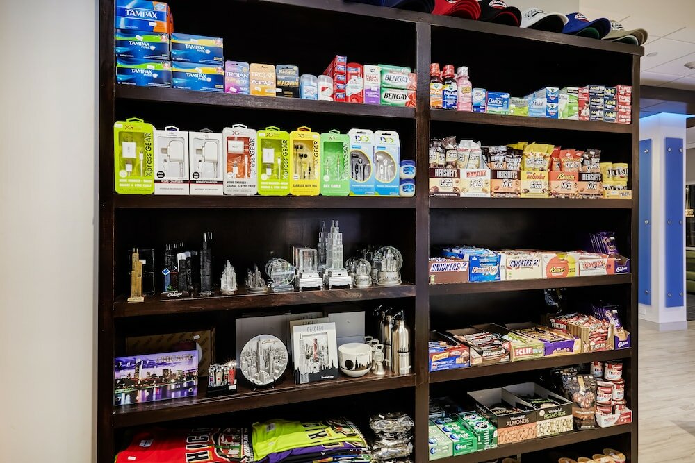 Фото Holiday Inn Express & Suites Chicago North Shore - Niles, an Ihg Hotel