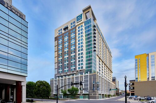Гостиница SpringHill Suites by Marriott Nashville Downtown/Convention Center в Нашвилле