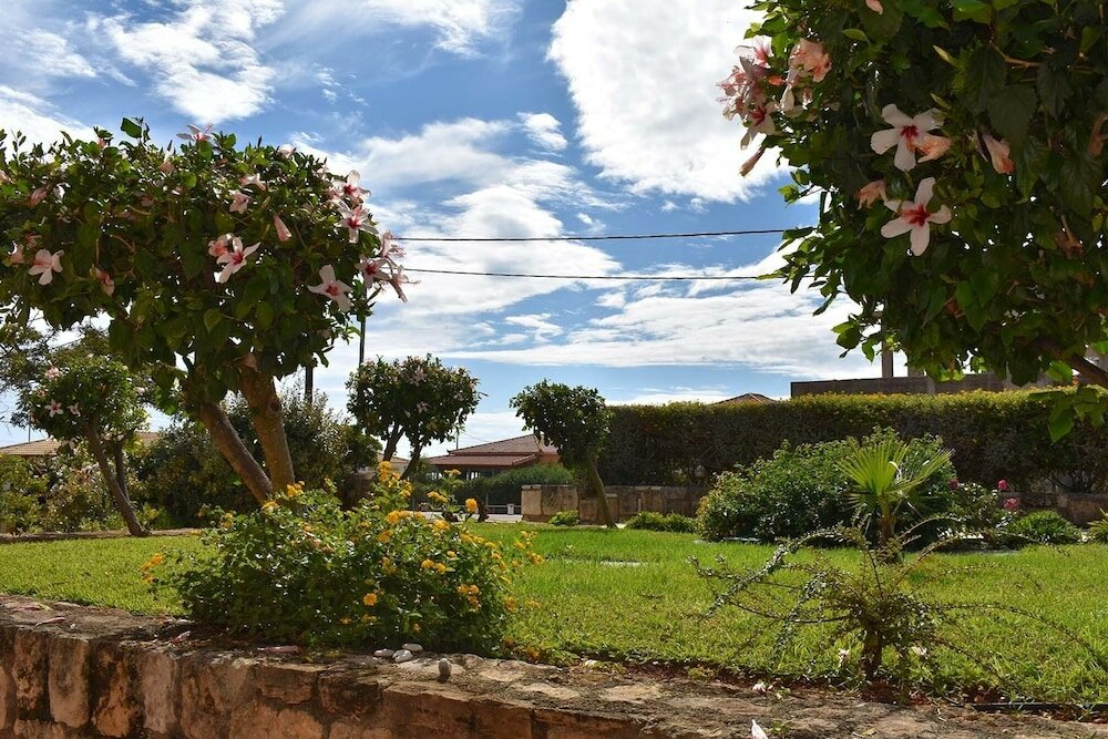 Фото Melidron Hotel