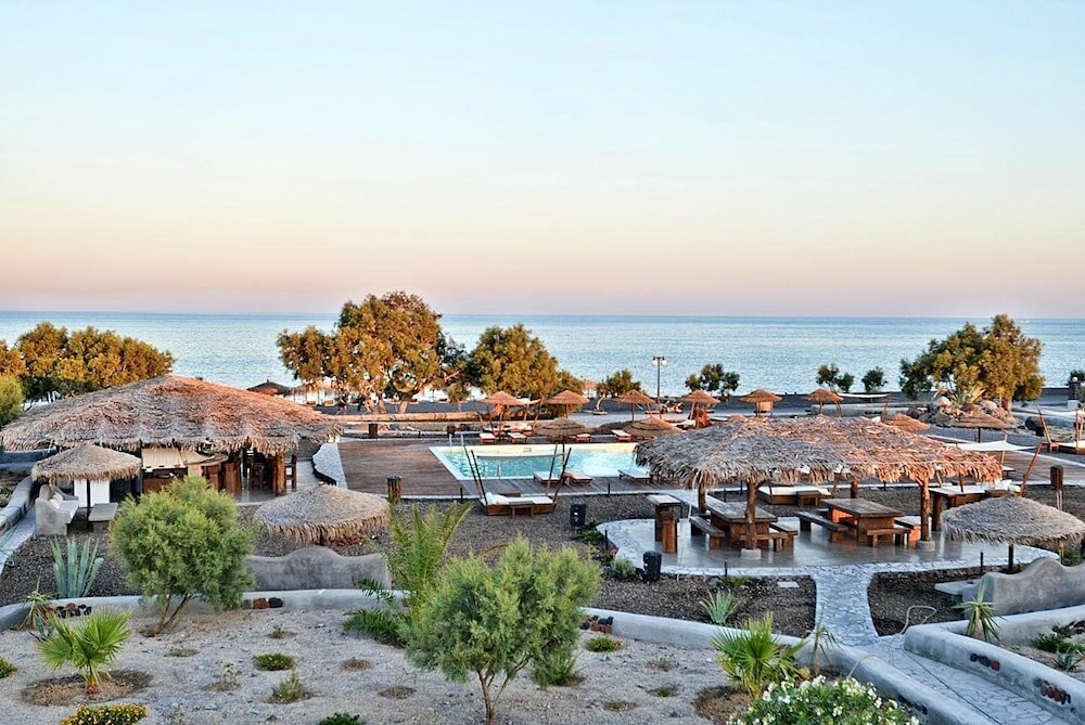 Фото Black Rose Suites