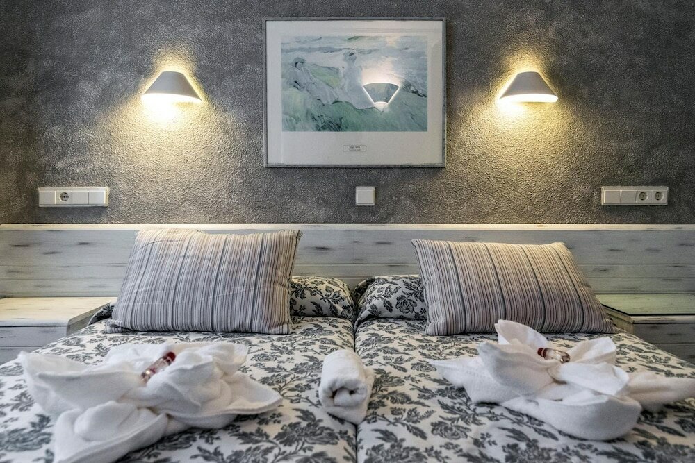 Фото Hostal Bellavista Formentera