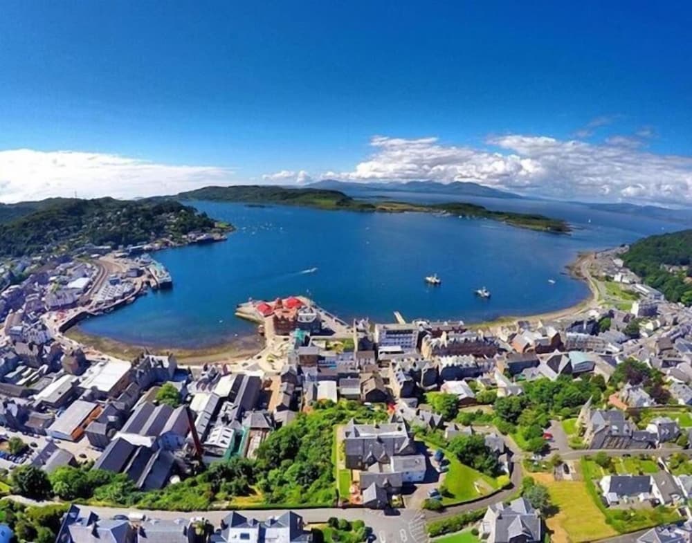 Фото Adelphi Villa