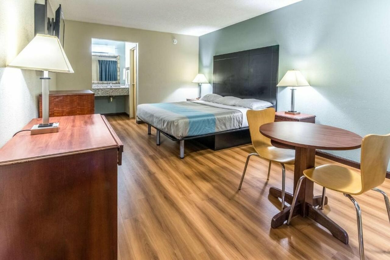 Фото Motel 6 Kenly, Nc