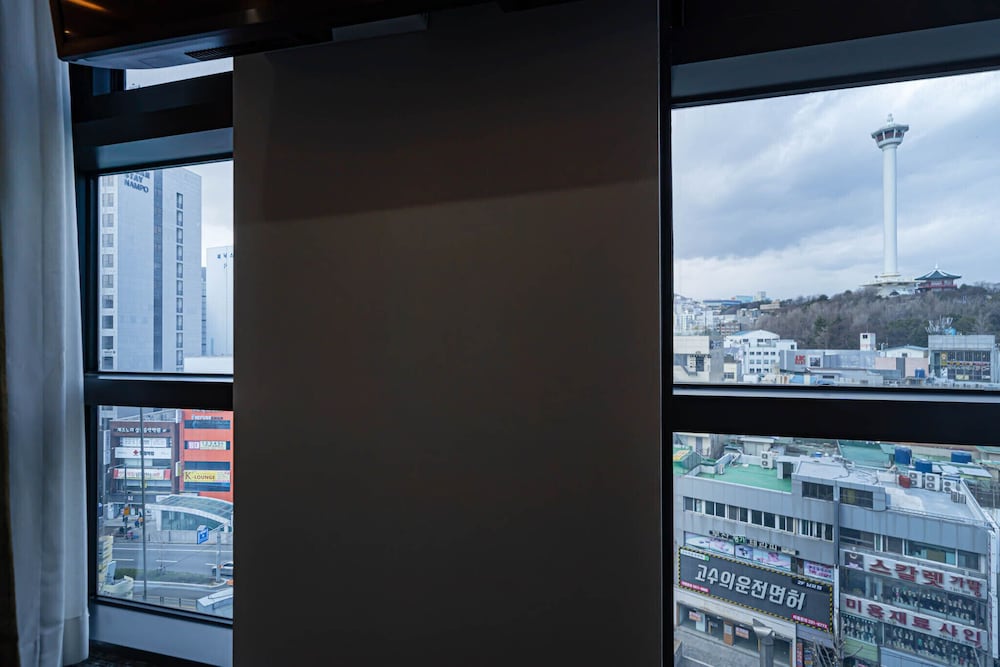 Фото GriffinBay Hotel