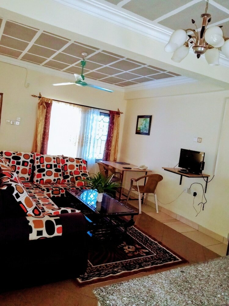 Фото Chamiachi Luxury Apartments