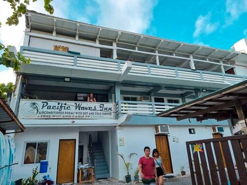 Гостиница Pacific Waves Inn в Провинции Аурора