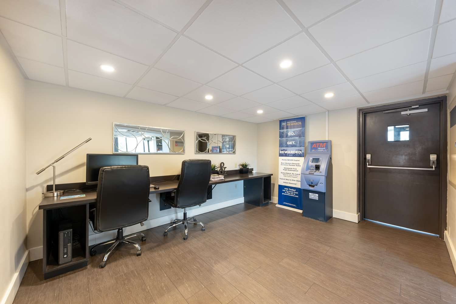 Фото Best Western Plus Austin Central