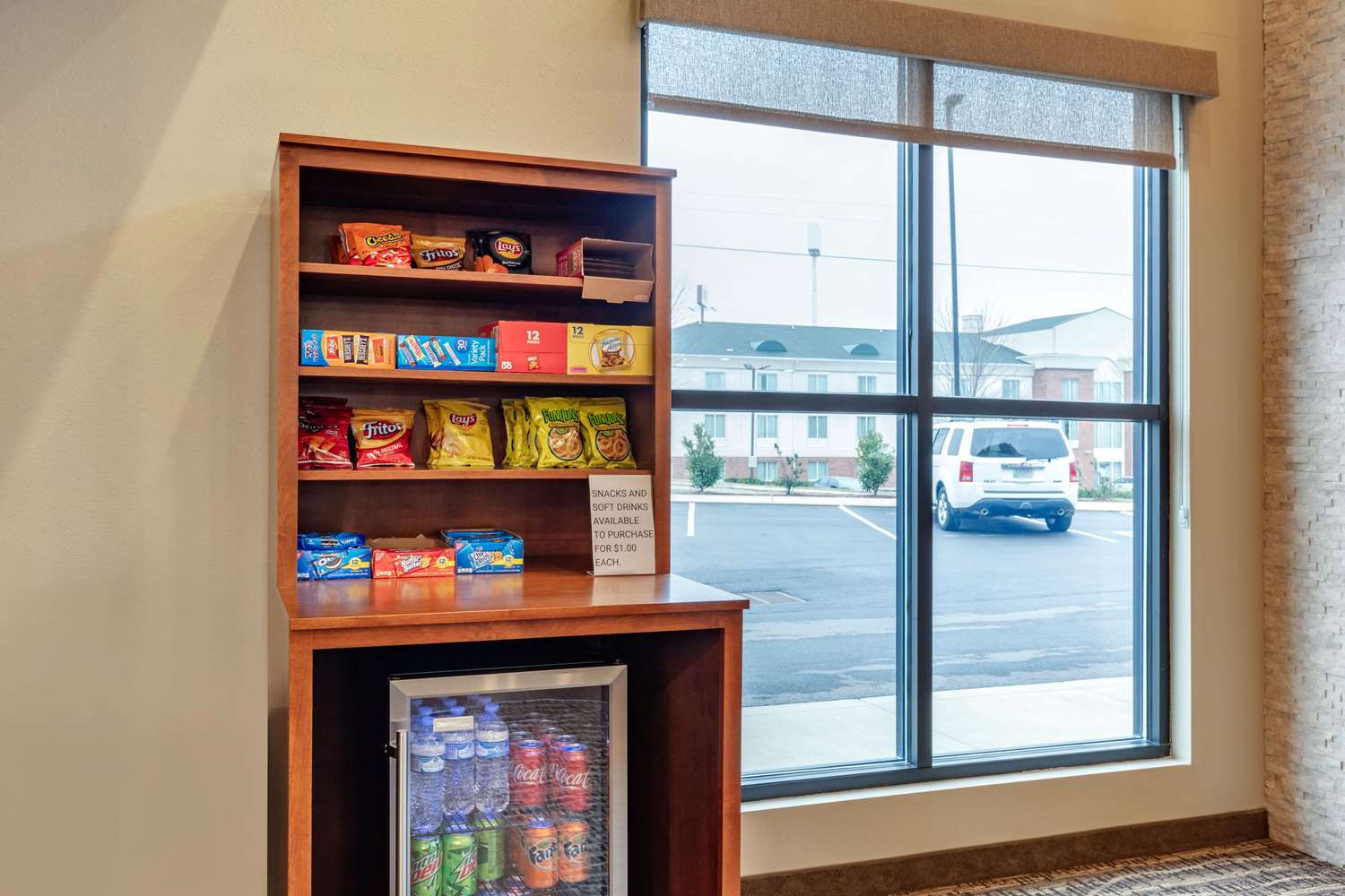 Фото Comfort Inn White House