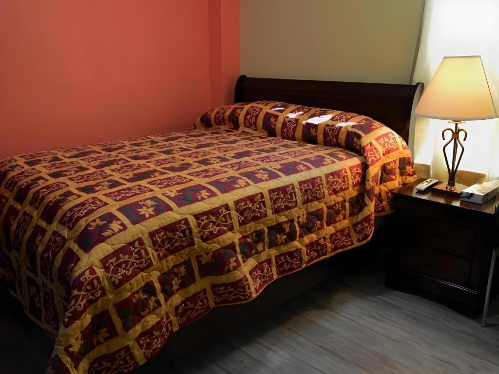 Фото Desmond Hotel