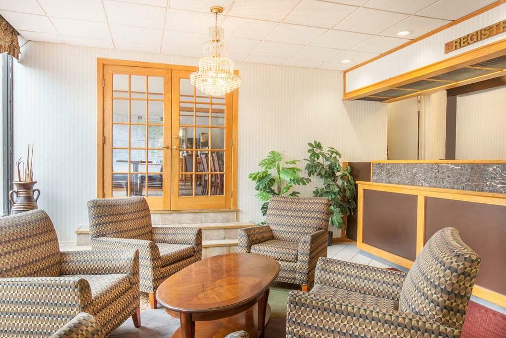 Hotel Schenectady Inn & Suites, Schenectady, photo